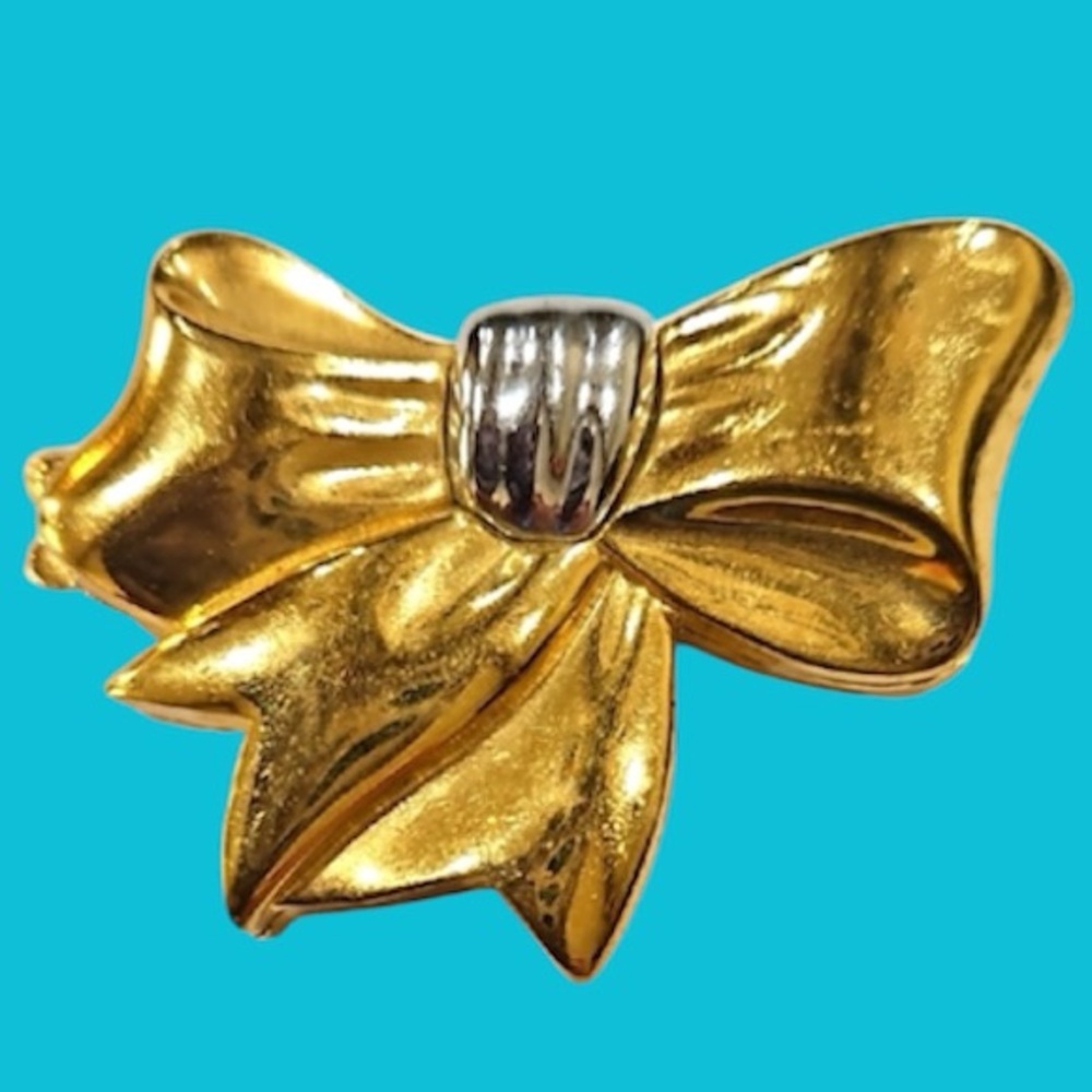 ESTEE LAUDER Vintage Perfume Gold Bow Locket Compact‎